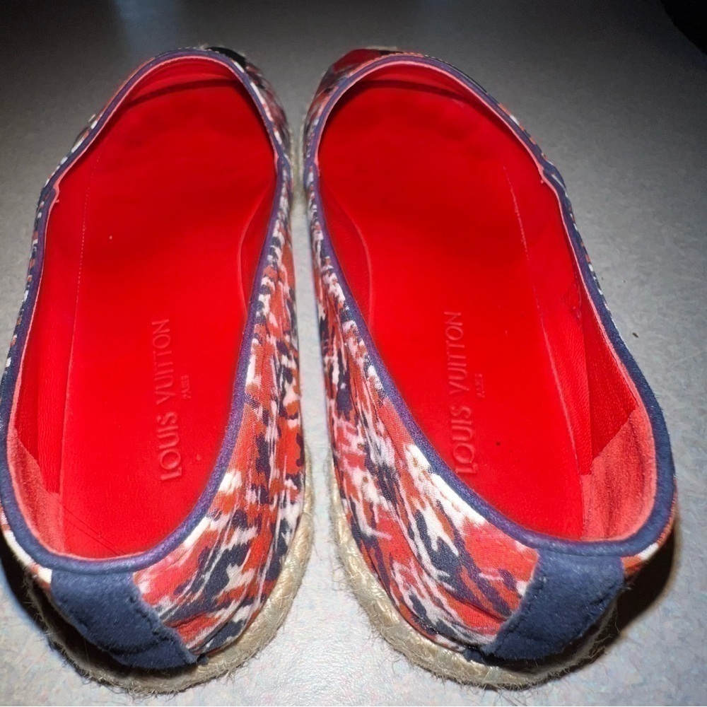 Louis Vuitton blue and red espadrille sandals. - Picture 6 of 12